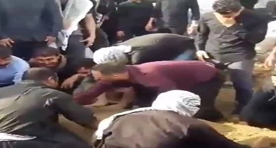 الأحوازيون يدفنون جثث ضحايا محرقة مقهى حي الثورة..وسط تجاهل إعلامي