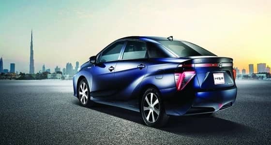 السيارات الكهربائية والهجينة تسيطر علي معرض دبي للسيارات