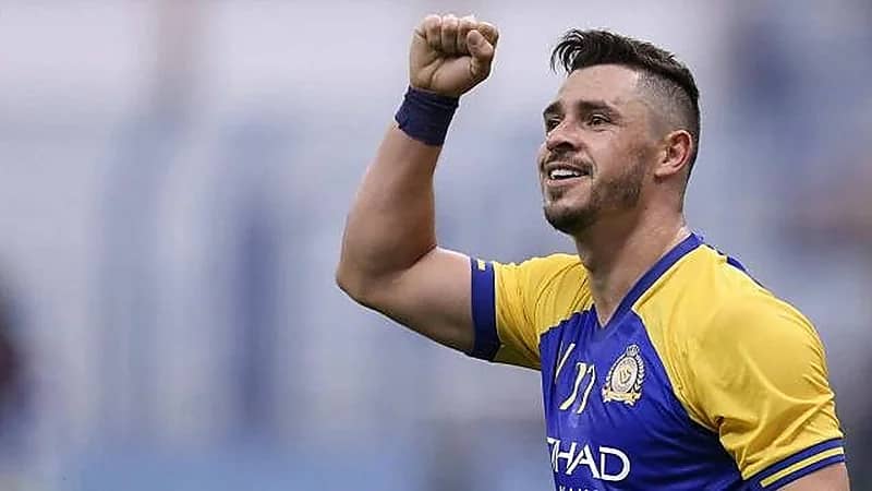 الفيفا يُلزم النصر بدفع 20 مليون ريال لجوليانو