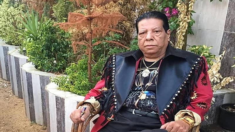 نجل شعبان عبدالرحيم يعلن تغيير اسمه