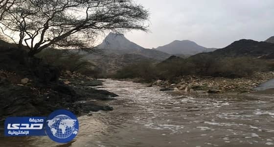 بالصور.. محافظة أضم تختم أيام عامها الهجري بالسيول