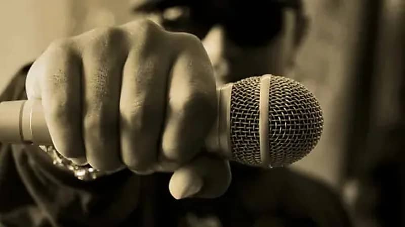 السجن 5 سنوات لمغني راب بسبب نشره محتوى غير أخلاقي