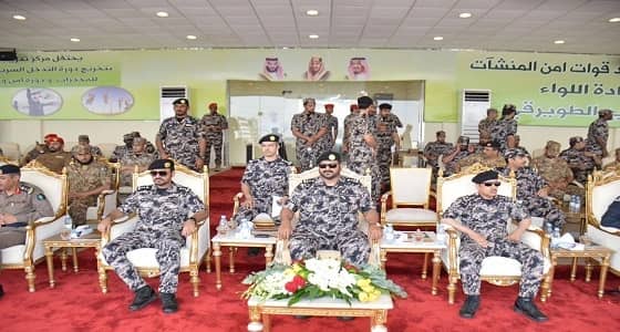 نائب قائد القوات يرعى حفل تخريج عدد من الدورات التخصصية