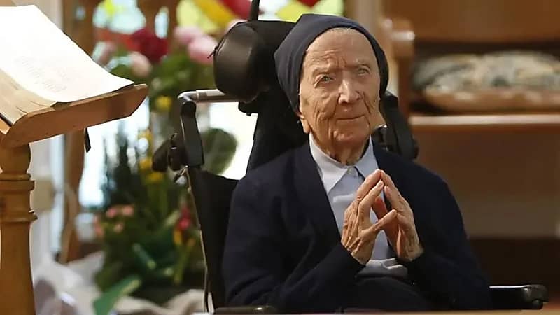 أكبر معمرة في أوروبا تهزم كورونا‎