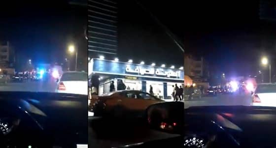 بالفيديو والصور.. سطو بسلاح " بلاستيكي " على محل صرافة