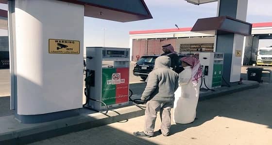 إغلاق 6 محطات وقود مخالفة بـ " القطيف "