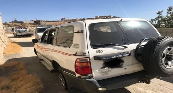 إحباط تهريب مواطن لـ 10 من مجهولي الهوية بمقابل مادي في بلقرن