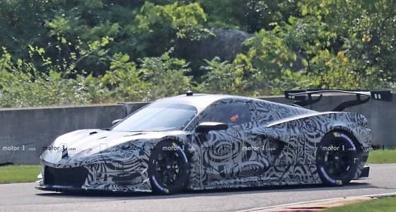 شيفروليه كورفيت C8.R الجيل القادم تظهر على المضمار لأول مرة