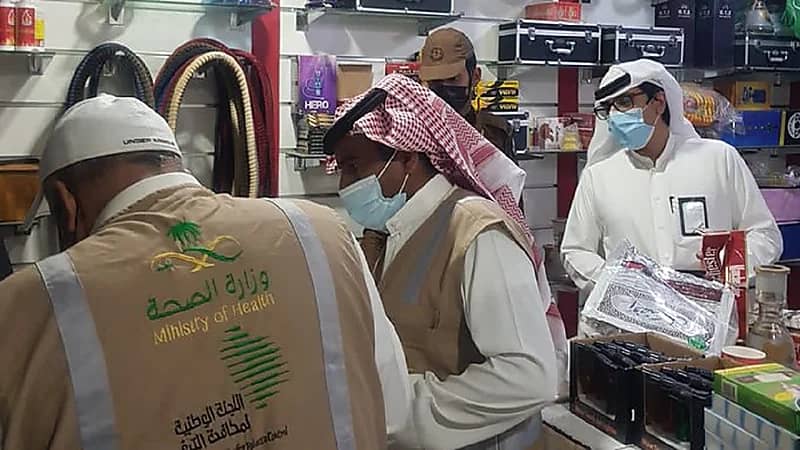 "مكافحة التبغ" ترصد 18 مخالفة على منشآت تجارية في نجران