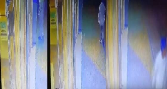 بالفيديو.. لحظة اقتحام شخصية مشهورة لنادي نسائي بمكة