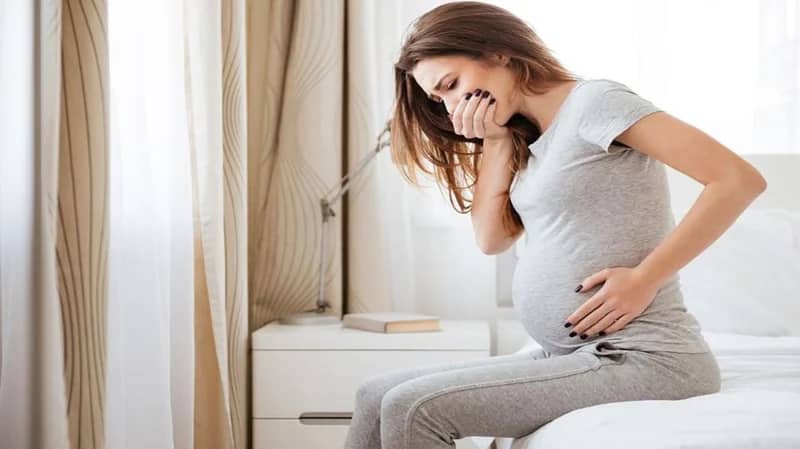 "الذيابي" يوضح طرق علاج الحموضة خلال الحمل