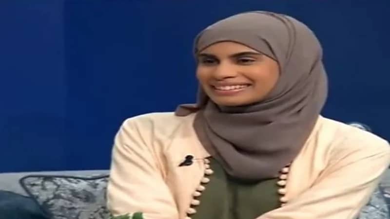 شاهد.. مواطنة تحصل على الدكتوراه في تخصصين مختلفين بعمر 25 عاما