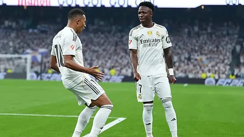 اعتقال مشجع في إسبانيا بسبب إهانات عنصرية لمبابي