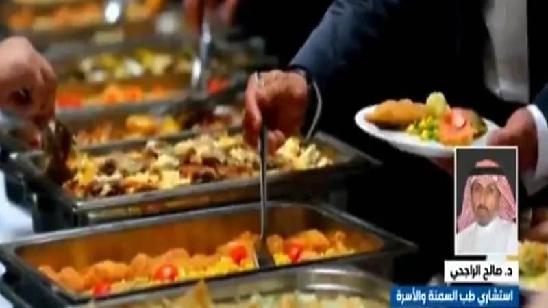 استشاري: رؤية صور الطعام في الشوارع تؤدي إلى أخذ الإنسان ما لا يحتاج "فيديو"