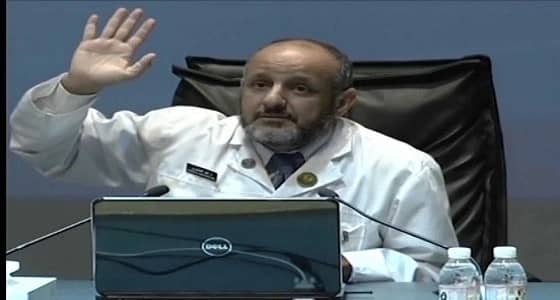 " فهد الخضيري " يحذر من ترك الأطفال أمام الألعاب الإلكترونية