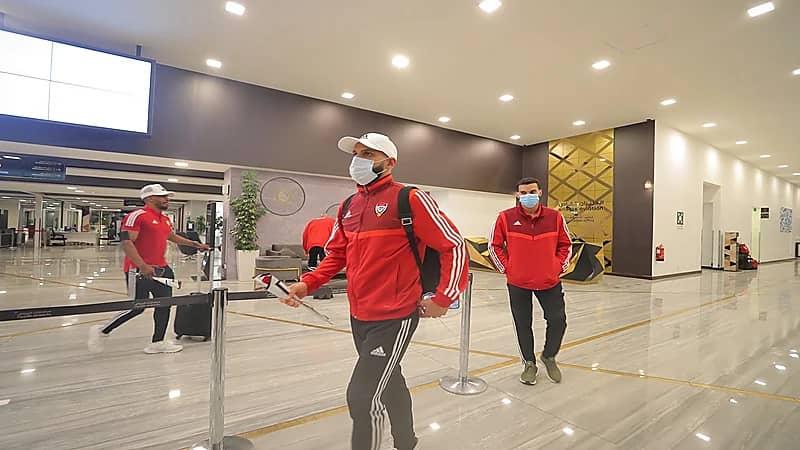 صور.. وصول بعثة الإمارات إلى الرياض استعدادًا للقاء العراق