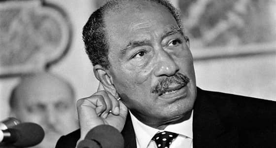 بالفيديو.. " السادات " يفضح نظام الخميني منذ 37 عاما