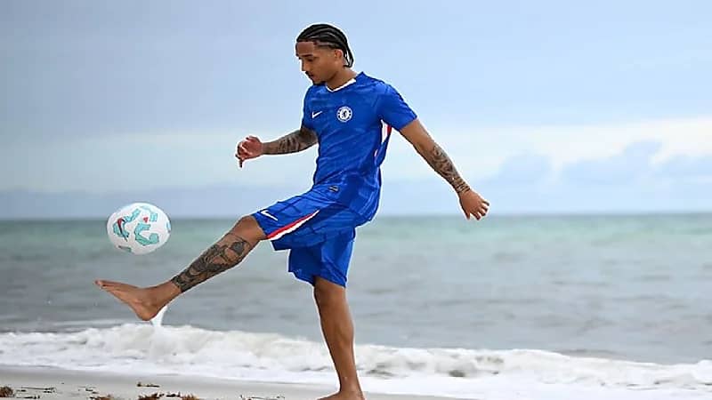 بيدرو ينضم لصفوف تشيلسي