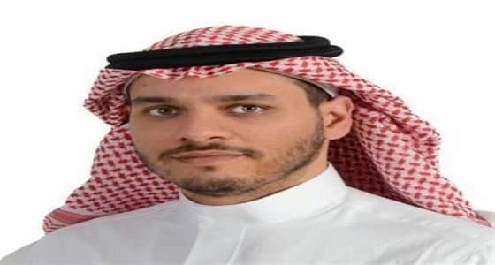 نجل خاشقجي يستقبل العزاء في وفاة والده بجدة