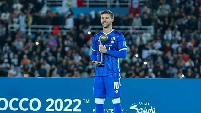 فييتو يدخل الفترة الحرة خلال أيام