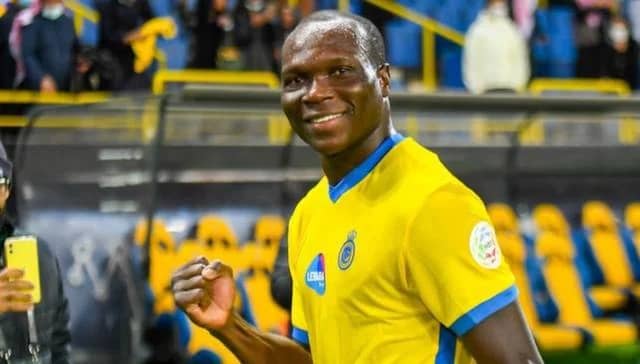 صحيفة تركية  تهاجم محترف النصر "فينسنت أبوبكر"