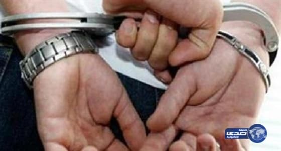 الإطاحة بشخصين بعد صدم دورية أمنية بالعاصمة المقدسة