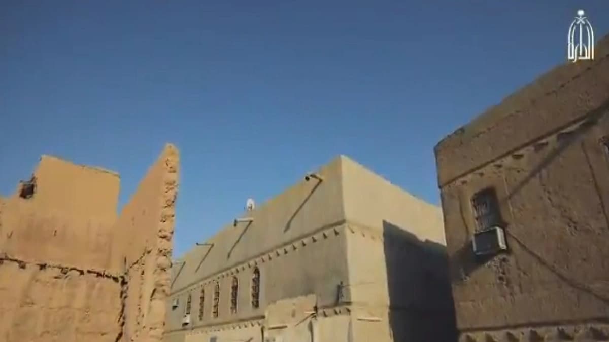 بالفيديو.. باحثة سعودية تصمم جهازاً لتعطيل الألغام