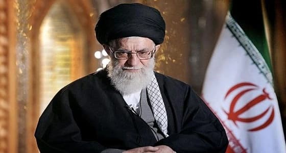 خامئني يدعو الإيرانيين إلى الرد على ترامب يوم الجمعة
