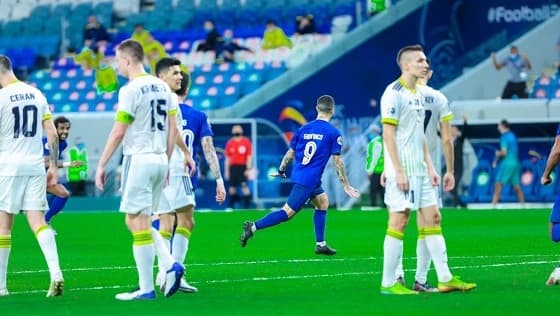 قائمة الهلال بلغات العالم