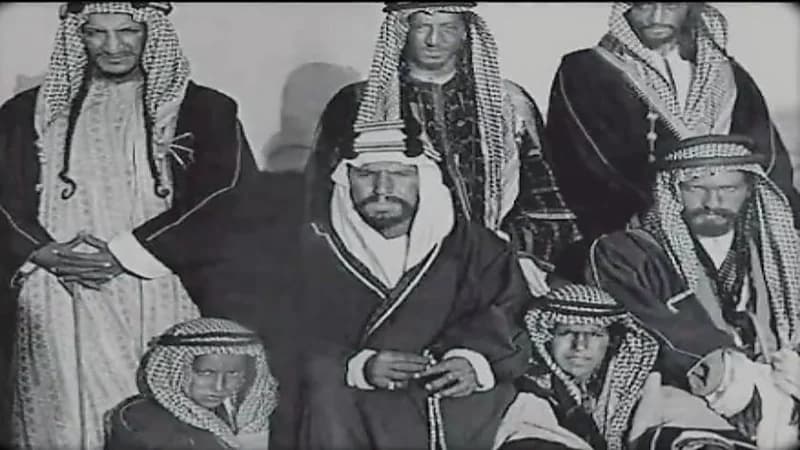شاهد.. سر استعانة الملك عبد العزيز بـ" ابن معمر"