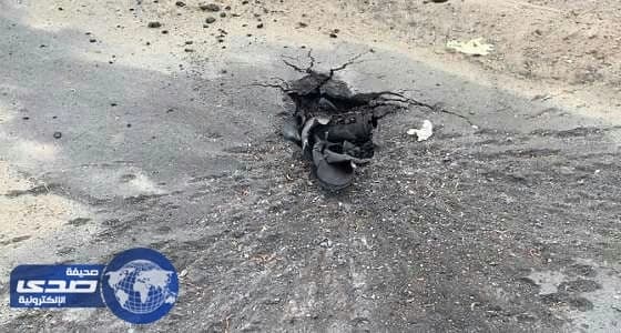 سقوط مقذوف حوثي على حي سكني بنجران يصيب شخصين بجروح