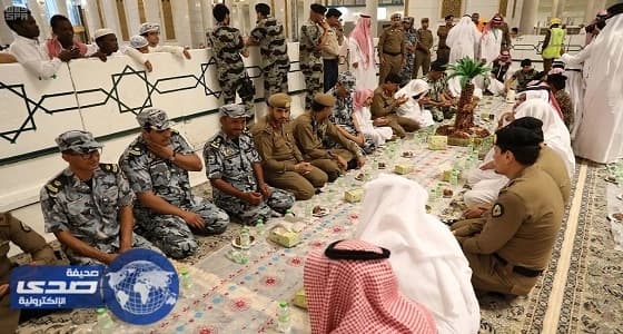 بالفيديو والصور.. إقامة مائدة إفطار للجهات المشاركة في خدمة ضيوف الرحمن