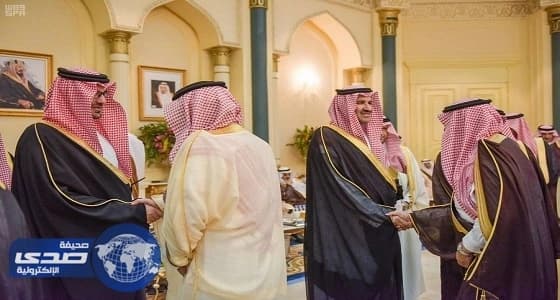 أمير المدينة يستقبل جموع المهنئين بحلول شهر رمضان