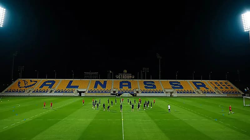 النصر يتعاقد مع مدرب جديد