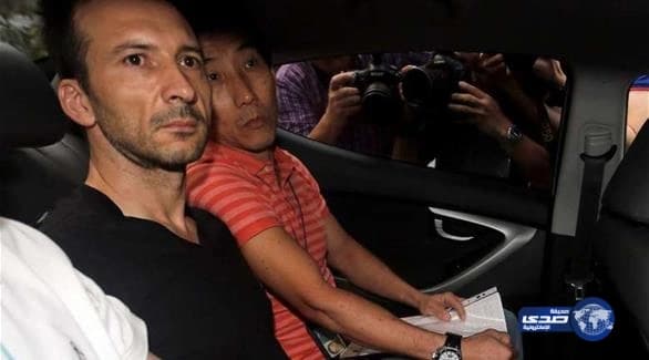 بعد تجرده من الرحمة..حبس بلجيكي 5 سنوات لخنقه إبنه حتي الموت