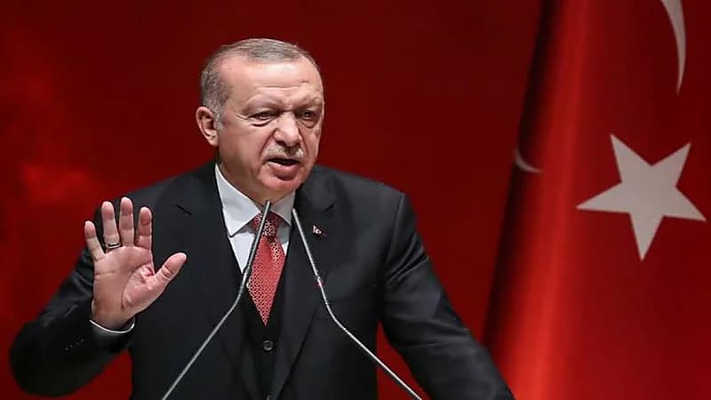 "أردوغان" يدعو الأتراك لإدخار مدخراتهم بالليرة التركية