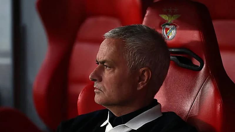 بنفيكا يؤكد مفاوضاته مع مورينيو