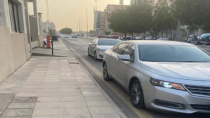 " المرور " يضبط قائدة مركبة مخالف للأنظمة المرورية