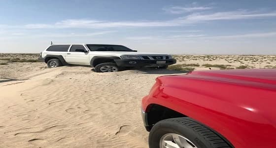 بالصور.. غوث يحرر سيارة بالهاف مون بالمنطقة الشرقية