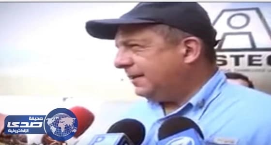 بالفيديو.. رئيس كوستاريكا يبتلع حشرة على الهواء