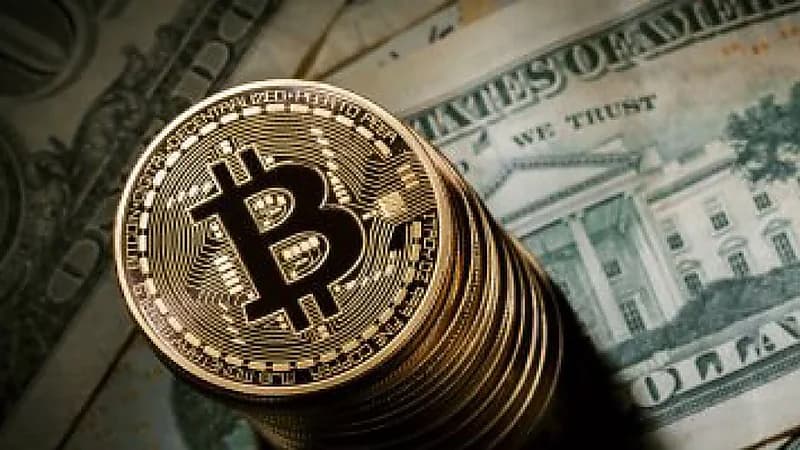 البيتكوين تسجل أعلى مستوى لها فى عام 2023