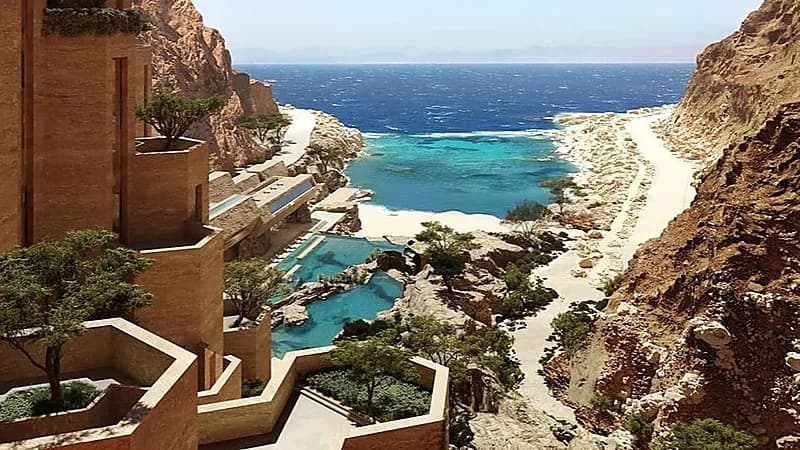 نيوم تعلن عن سيرانا وجهتها الجديدة على خليج العقبة