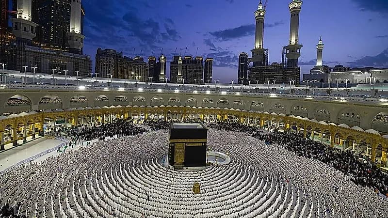 اعتماد جدول صلاتي التراويح والتهجد بالحرمين الشريفين في رمضان