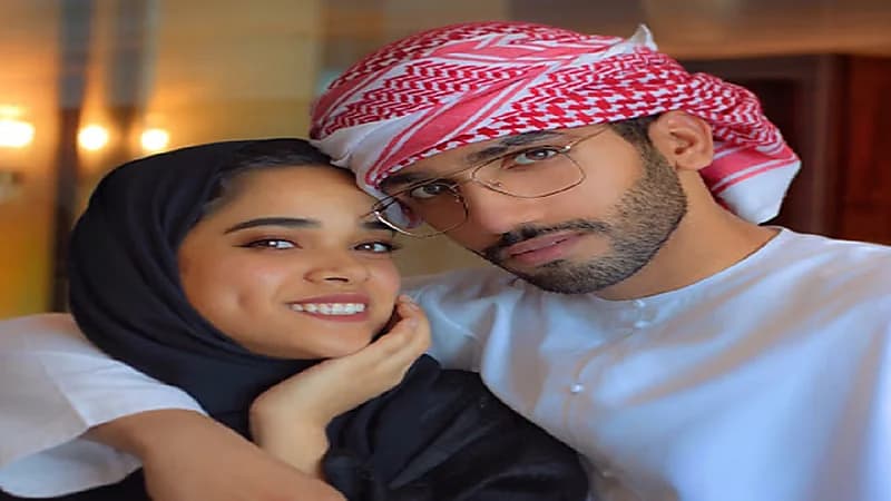 مشاعل الشحي تنشر رسائل غامضة بشأن الانفصال عن أحمد خميس
