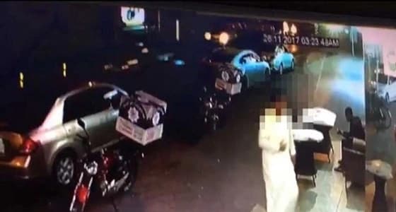 " الحوثي " يلجأ إلى حيلة  لاحتواء المناهضين