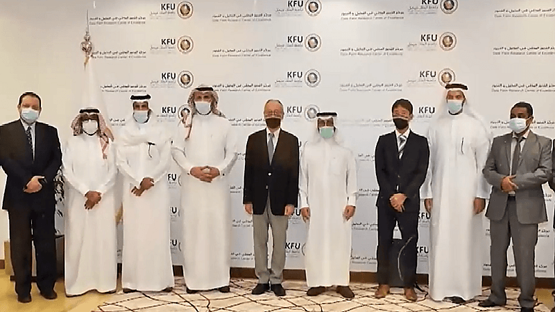 بالصور.. السفير الياباني بالمملكة يكشف عن سر عشقه للسعودية