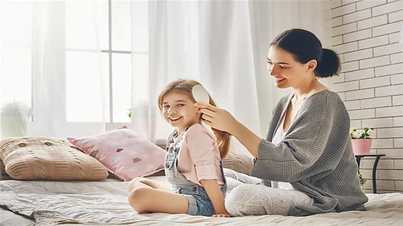 أعراض الإصابة بعدوى حشرة "القمل" وطرق العلاج والوقاية