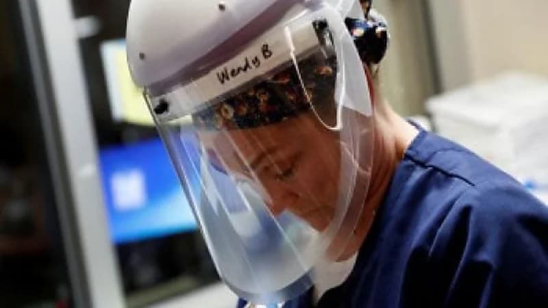 بايدن يحذر غير الملقحين: الشتاء سيحمل "المرض والموت"