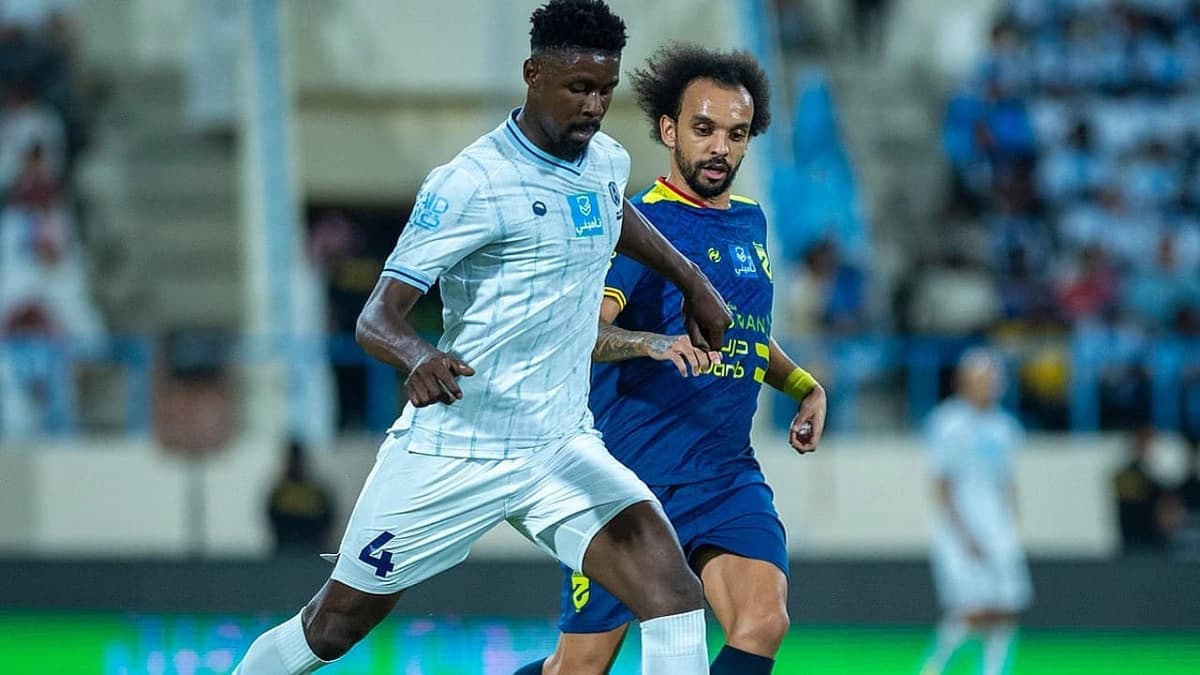 الحزم يطيح بالأخدود ويحقق أول فوز له في الدوري