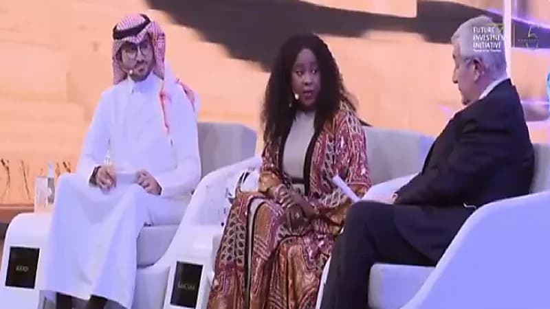 "فيفا": تقنية الـ VAR أحدث ثورة هائلة في كرة القدم